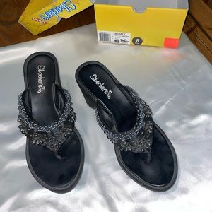 Cali Skecher’s woman 8